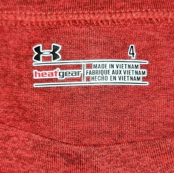 Under Armour heat gear size 4 short sleeve tee shirt red, polyester - Picture 2 of 7